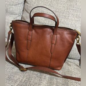 NWT. Fossil Skylar satchel brandy leather Tote Bag